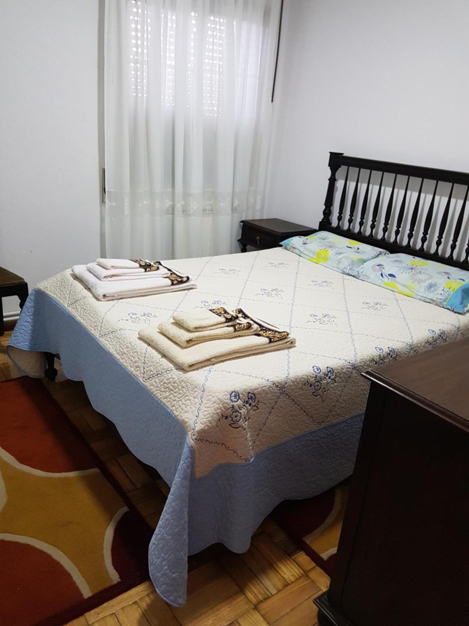 Moradia Rotunda Dos Bois Homestay Montalegre